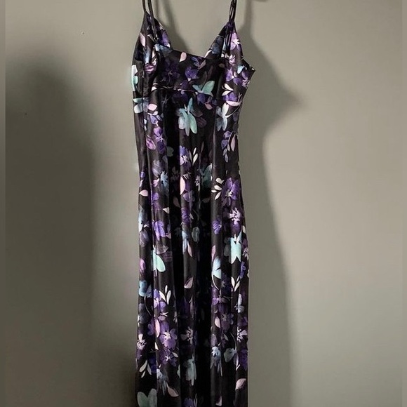 DYNAMITE Satin Midi Slip Dress - Picture 3 of 5